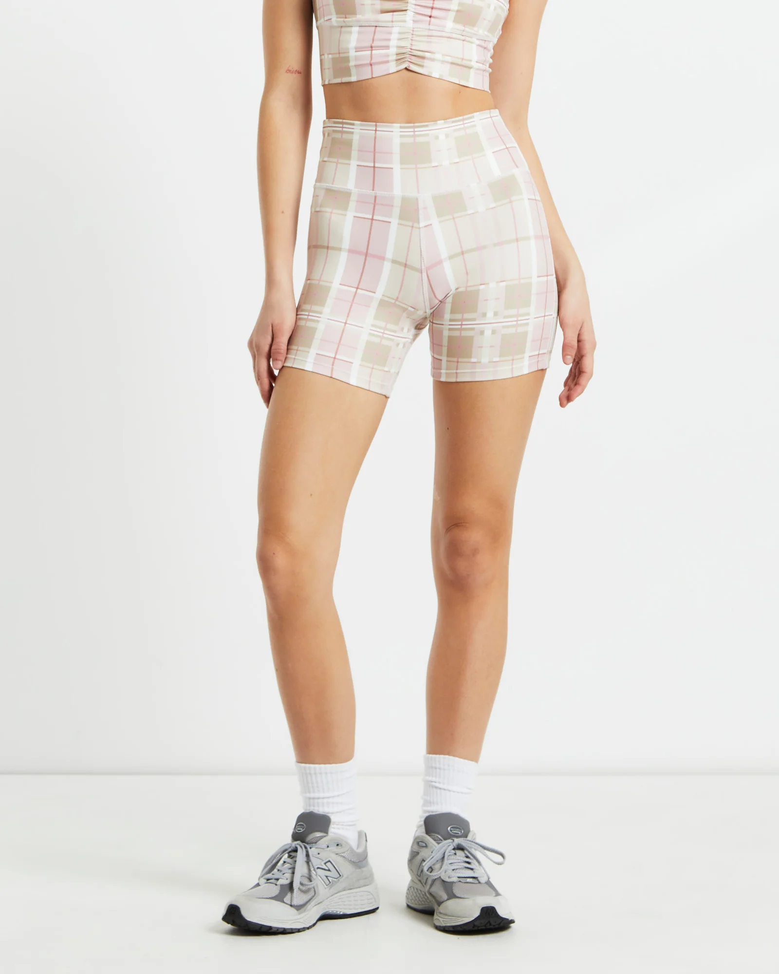 3" Hot Shorts in Pink Check Assorted