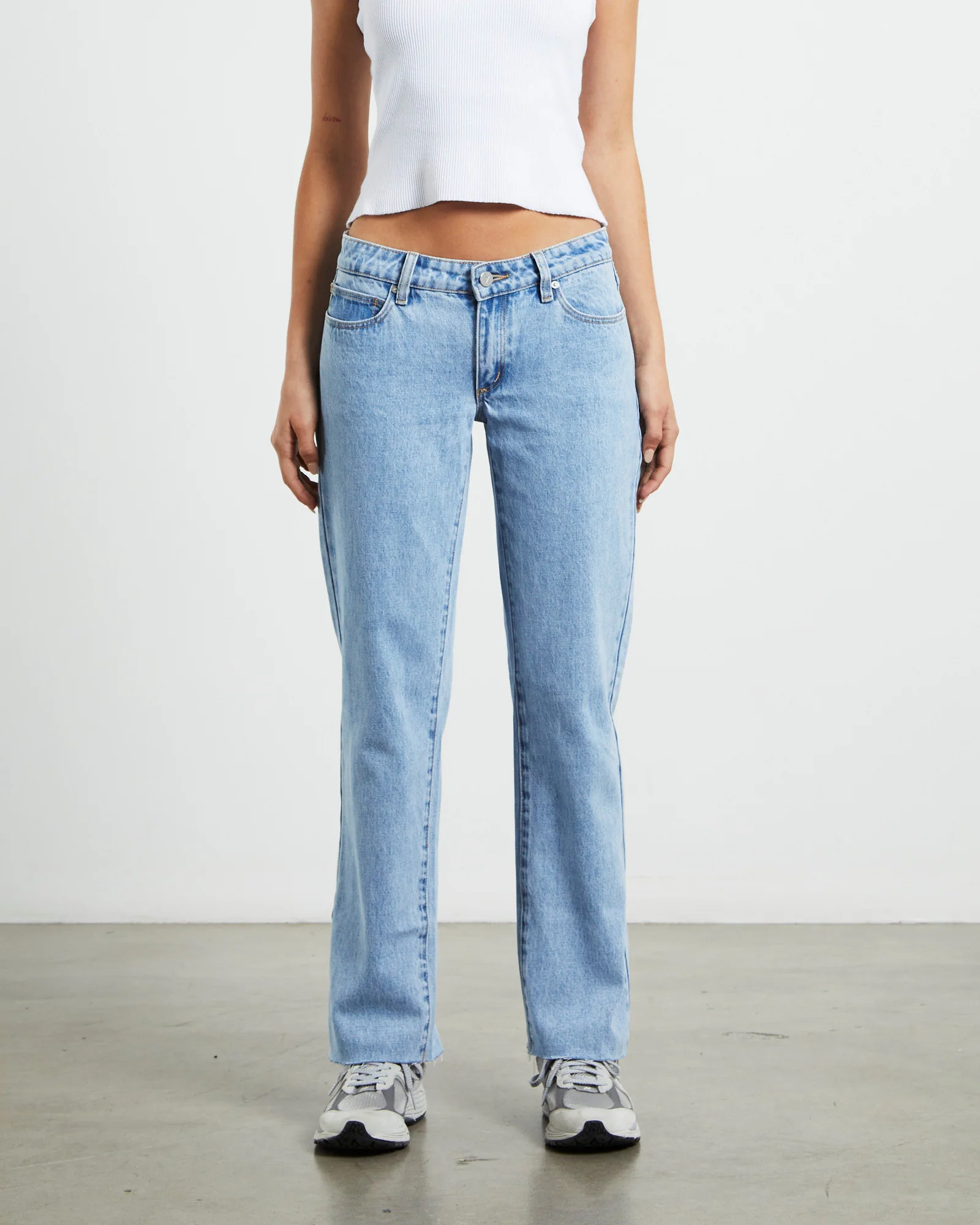 A 99 Low Straight Petite Jeans Walk Away Blue