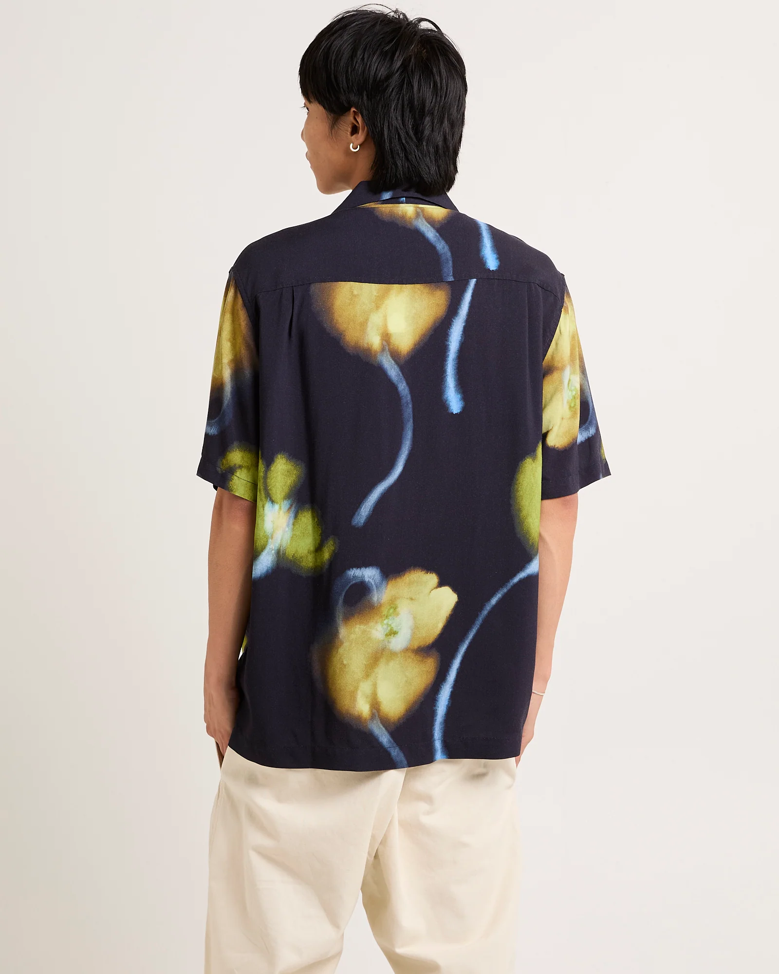 Alma Short Sleeve Resort Shirt - Image 2