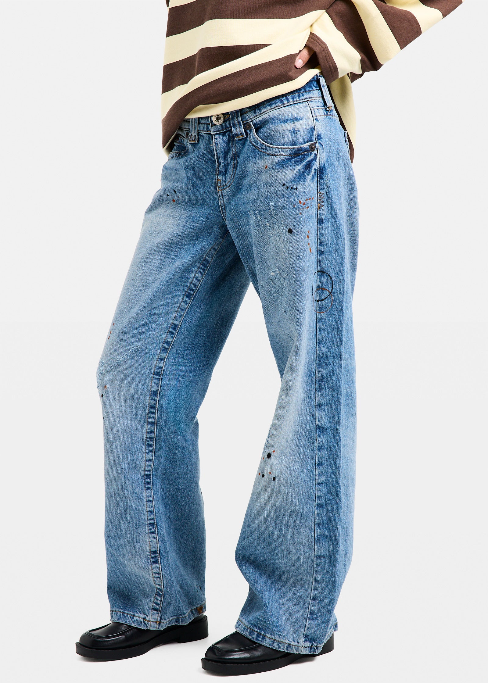 BDG Kayla Paint Splatter Low-Rise Denim Jeans - Image 5