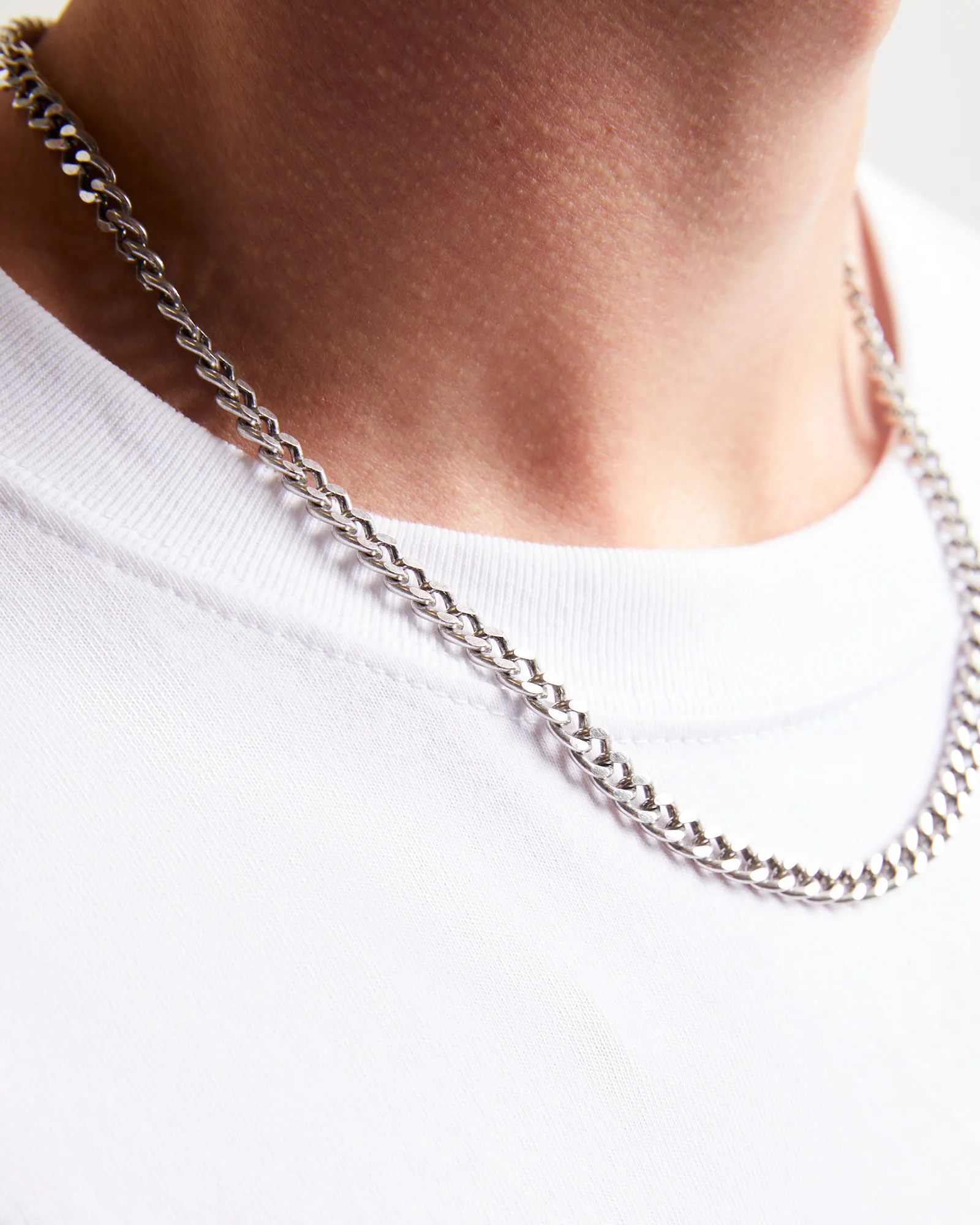 Curb Chain Necklace - Image 2