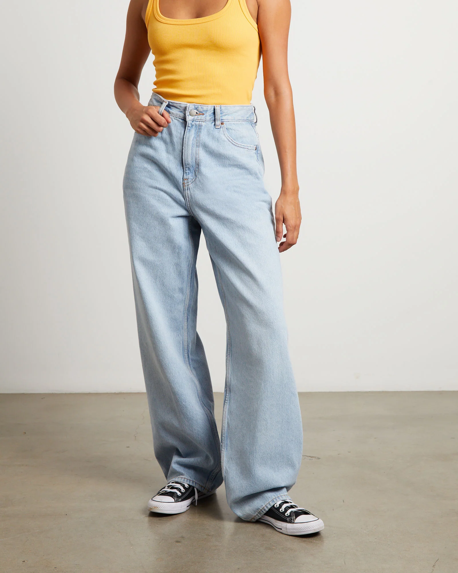Donna Denim Jeans Stream Light Worn