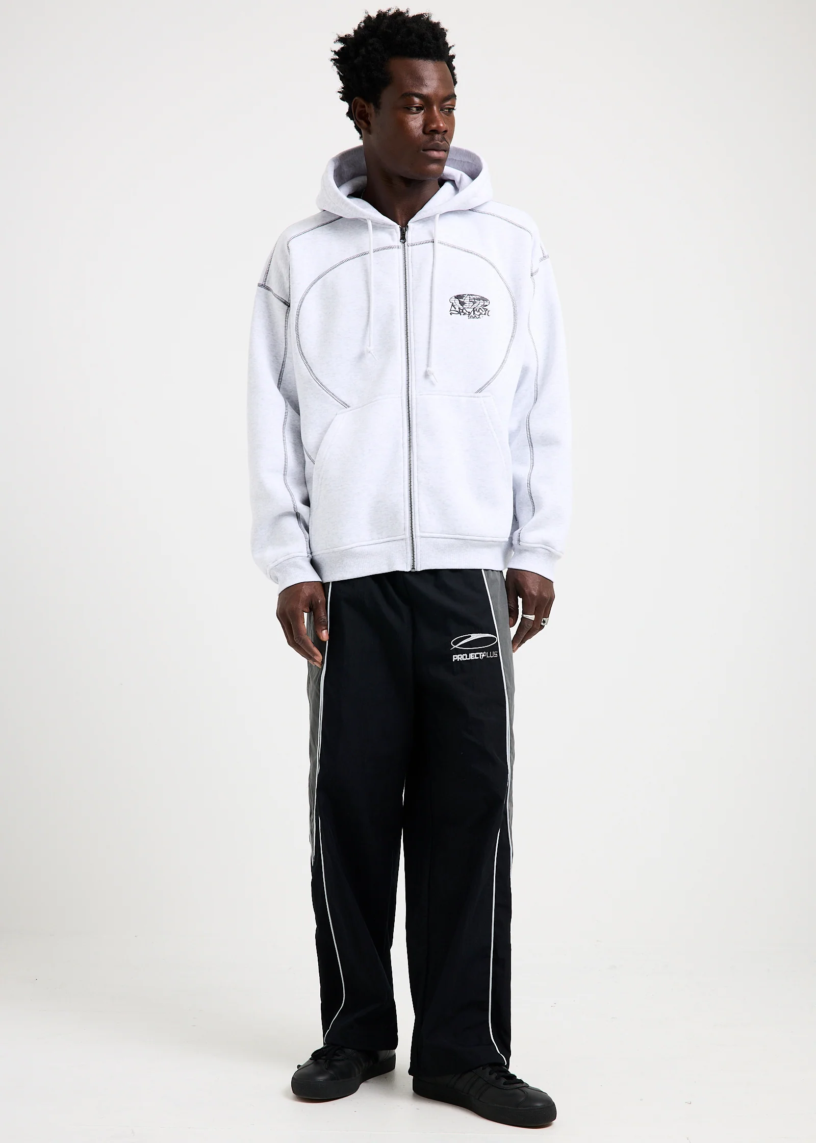 Essential Pants - Image 3