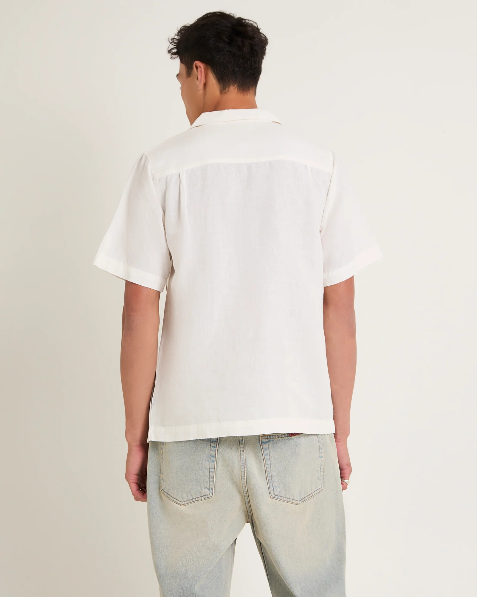 Floral Embroider Bowler Shirt - Image 2