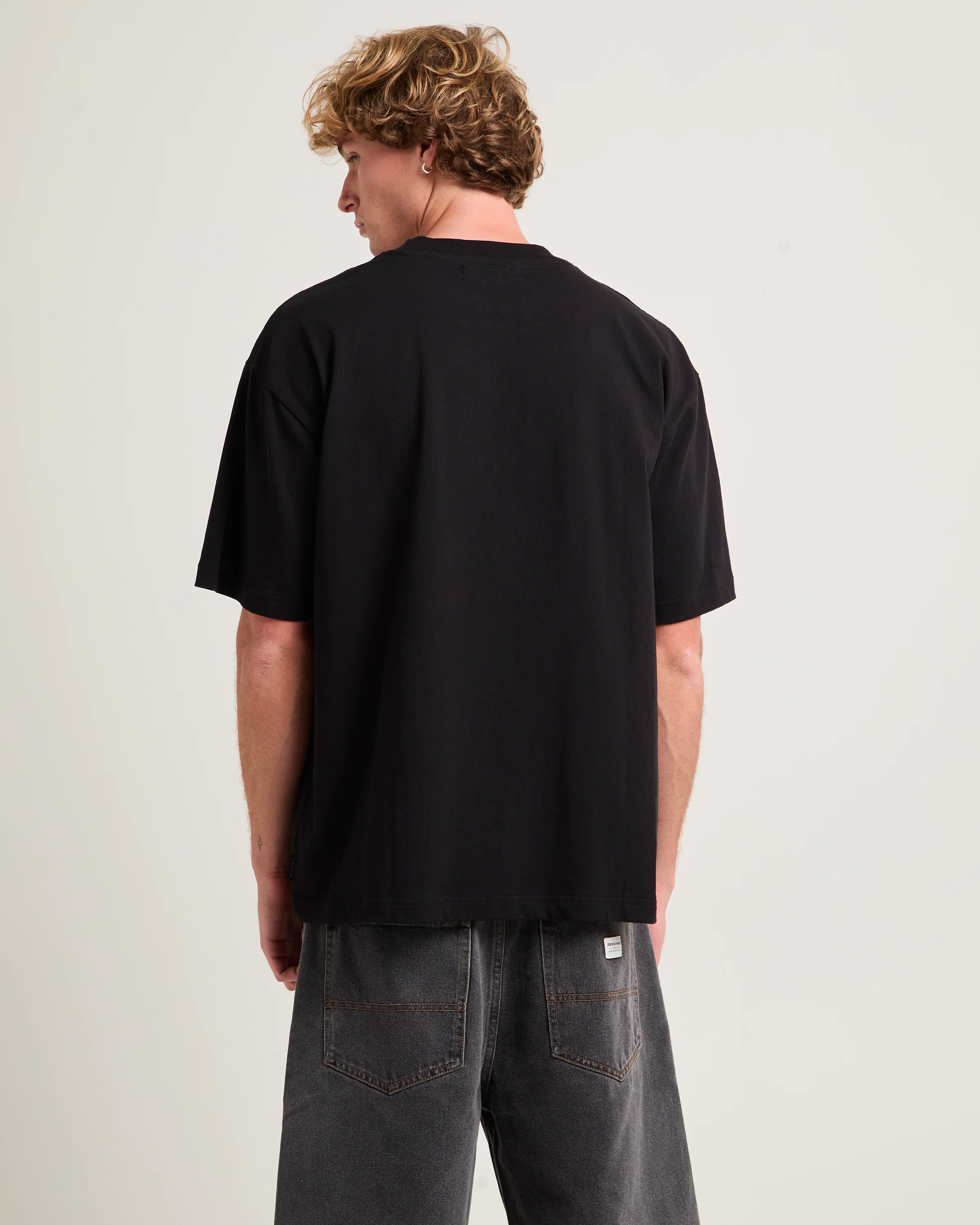 General T-Shirt - Image 2