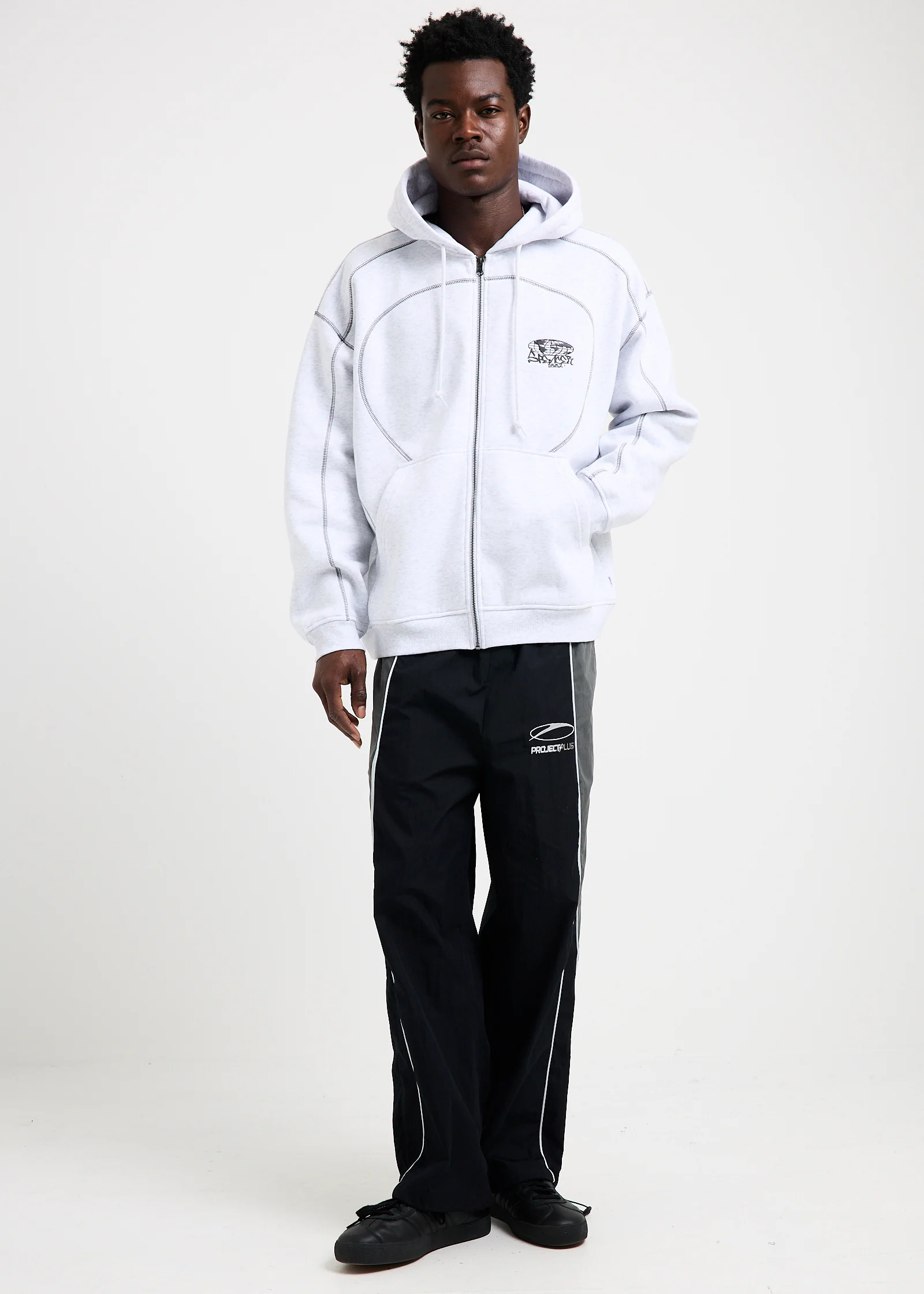 Harring Zip Hoodie - Image 3