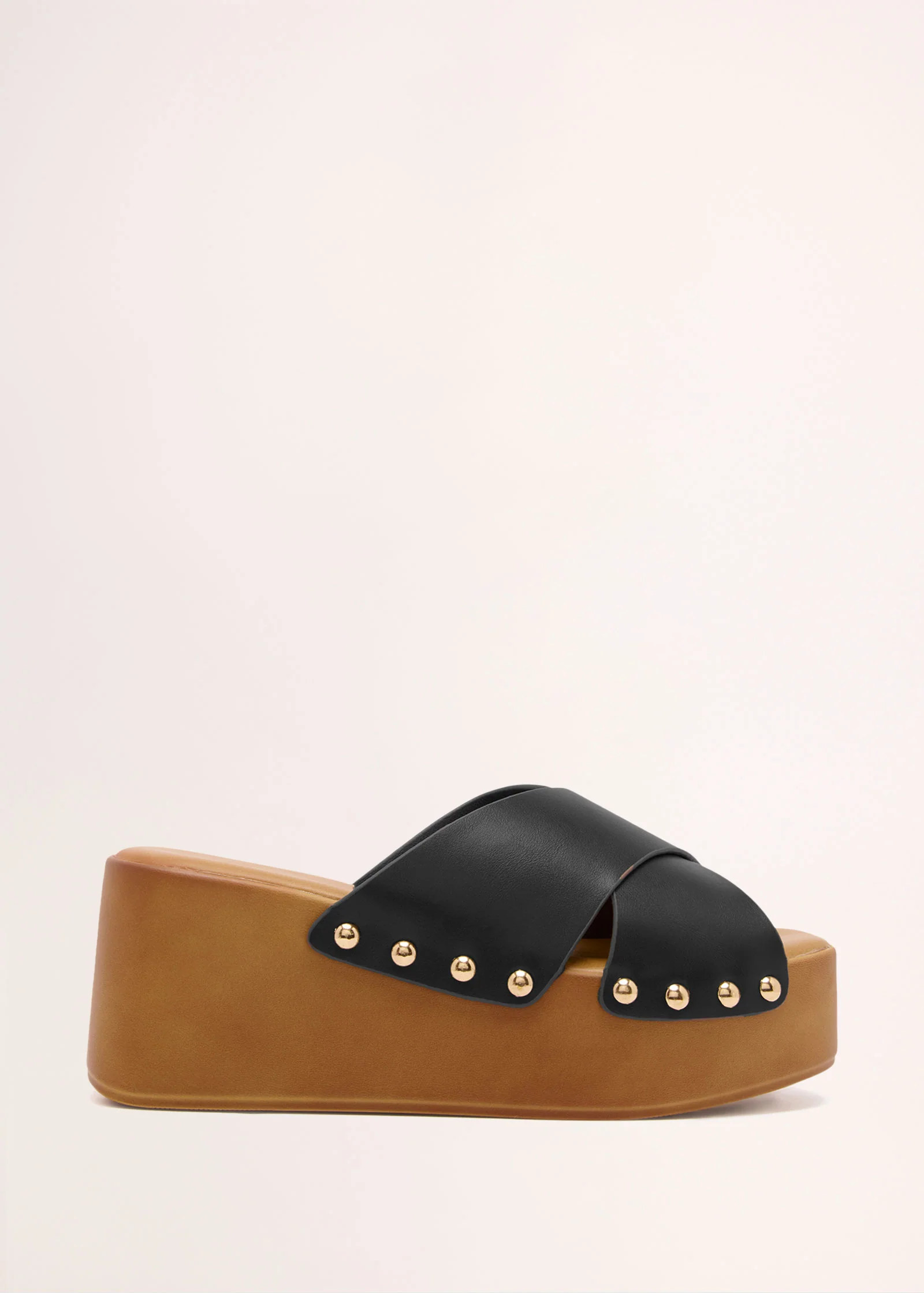 Iver Platform Clogs