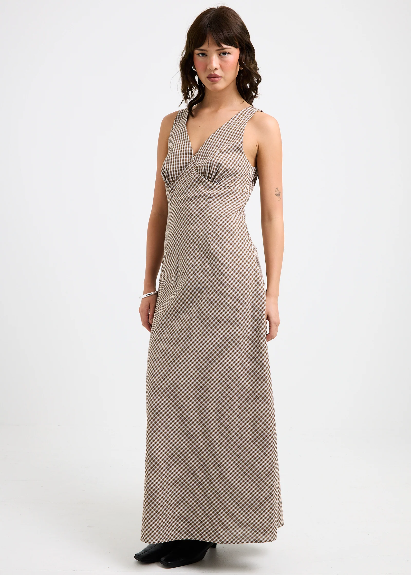 Kaia V Neck Midi Dress - Image 4