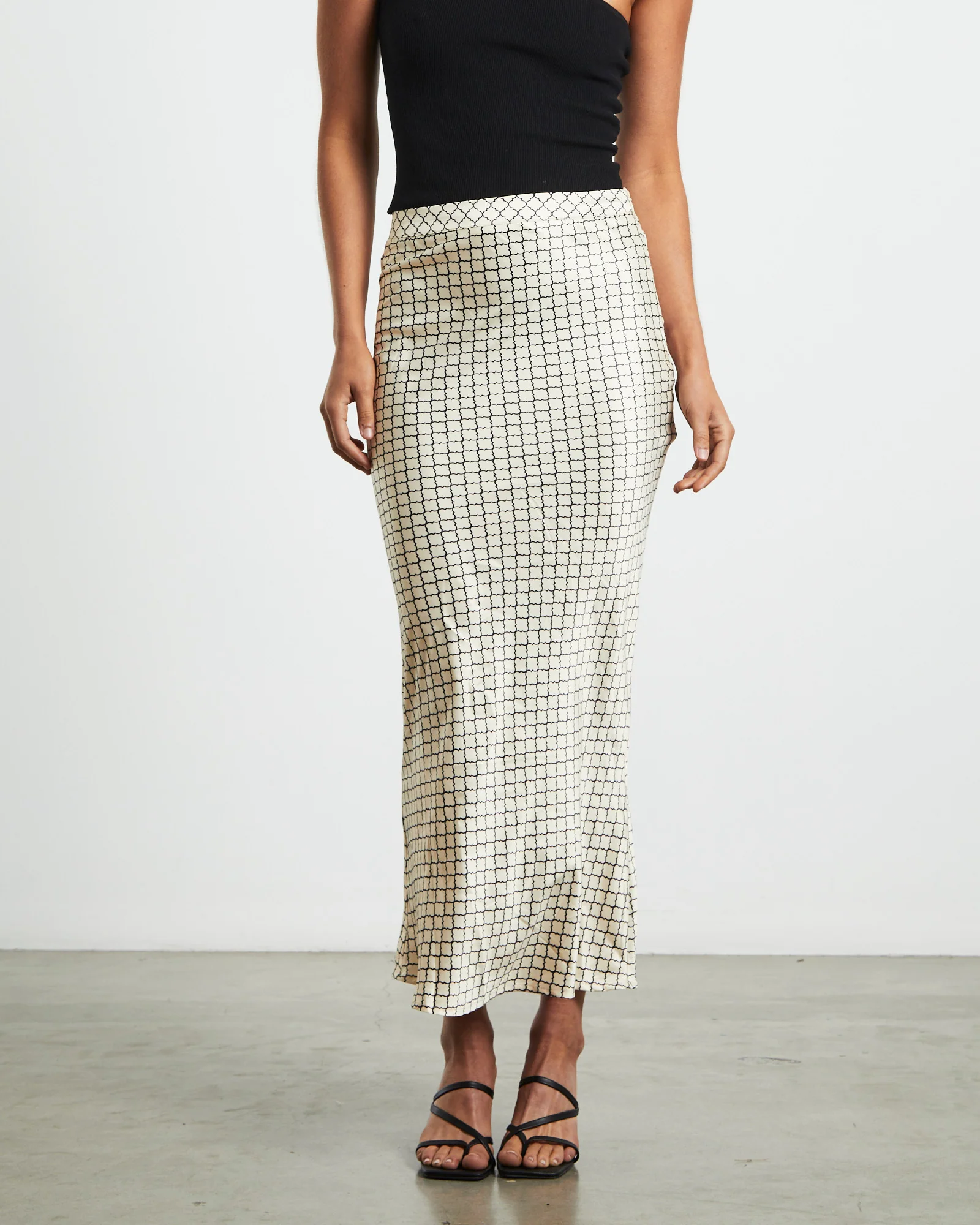Phoenix Skirt Geo Print