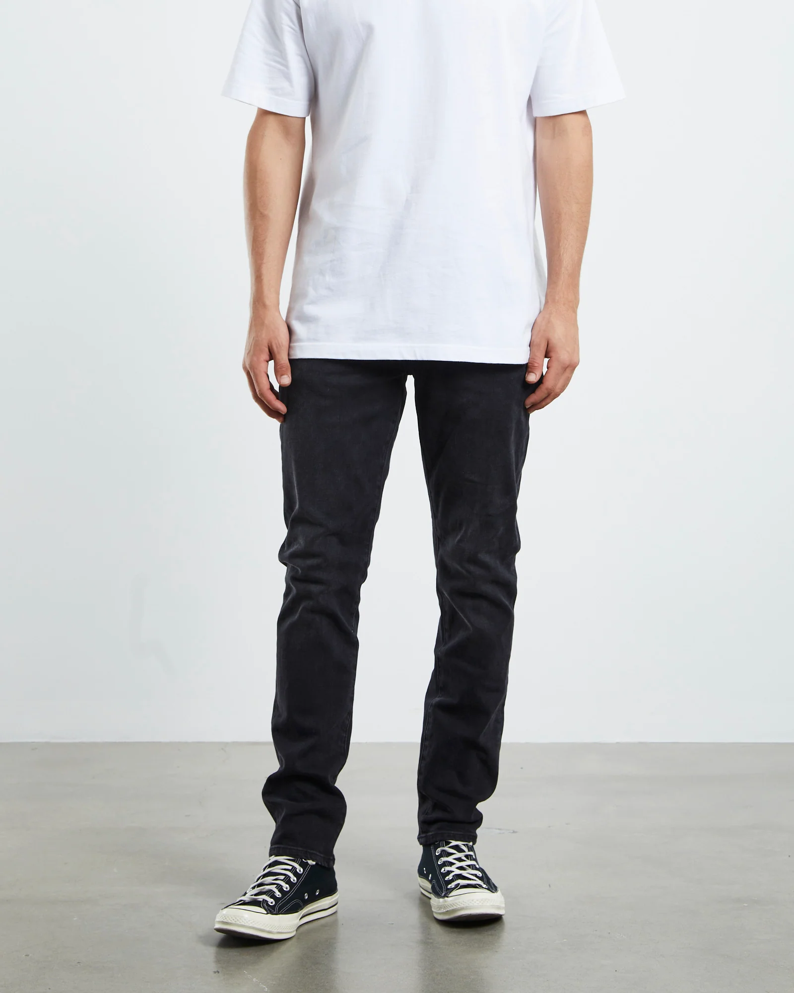 Ray Tapered Slim Denim Jeans
