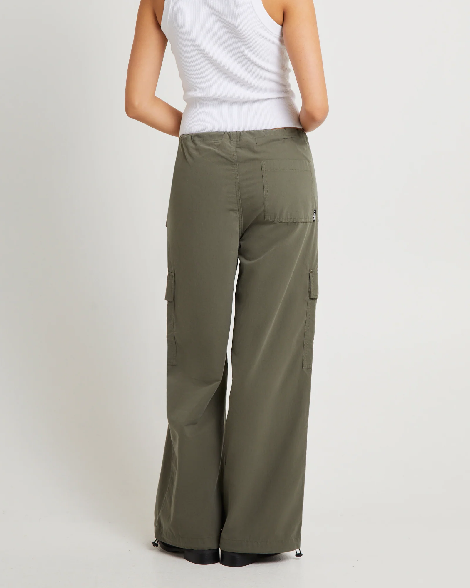 Rosebowl Vintage Para Pants - Image 2